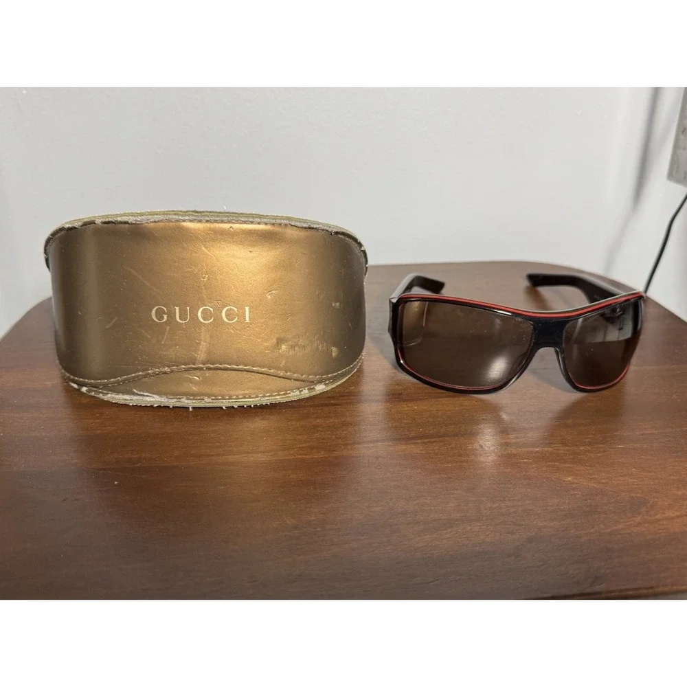 GUCCI GG 1621 S Black With Red Rimmed Dark Sunglasses Men's Stylish Retro